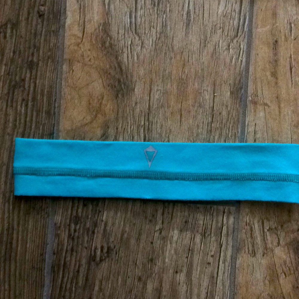 Ivviva by Lululemon headband